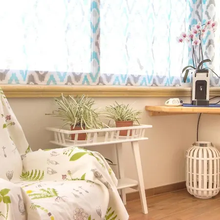 One Bedroom With View Balcony And Wifi At 5 Km Away From The * 马尔萨拉