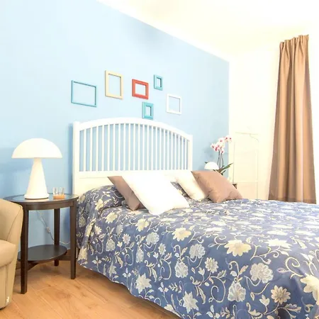 One Bedroom With View Balcony And Wifi At 5 Km Away From The 公寓