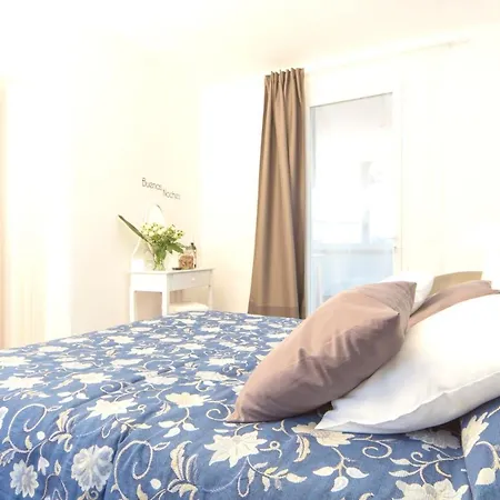 One Bedroom With View Balcony And Wifi At 5 Km Away From The 公寓