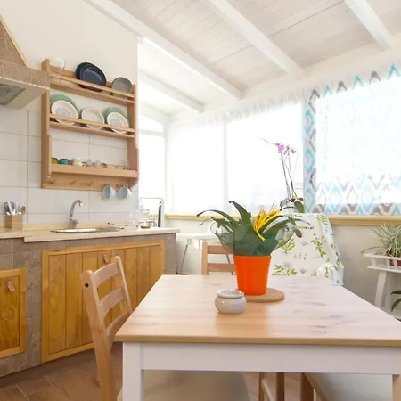 One Bedroom With View Balcony And Wifi At 5 Km Away From The * 马尔萨拉