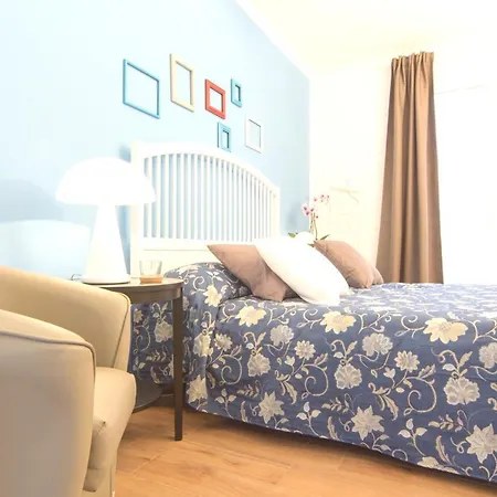 One Bedroom With View Balcony And Wifi At 5 Km Away From The 公寓 *