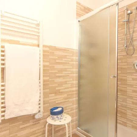 公寓 One Bedroom With View Balcony And Wifi At 5 Km Away From The